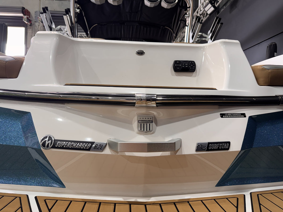 2023 MasterCraft X Star S pre-owned, transom badges