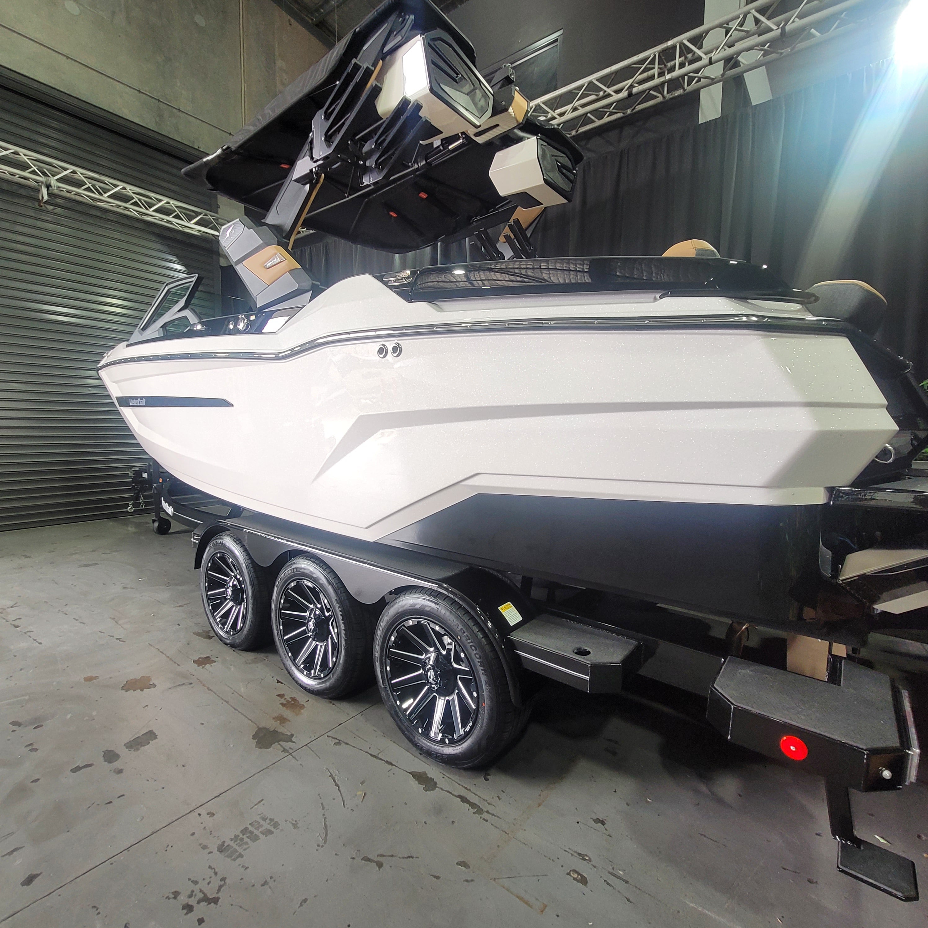 2027 MasterCraft X23
