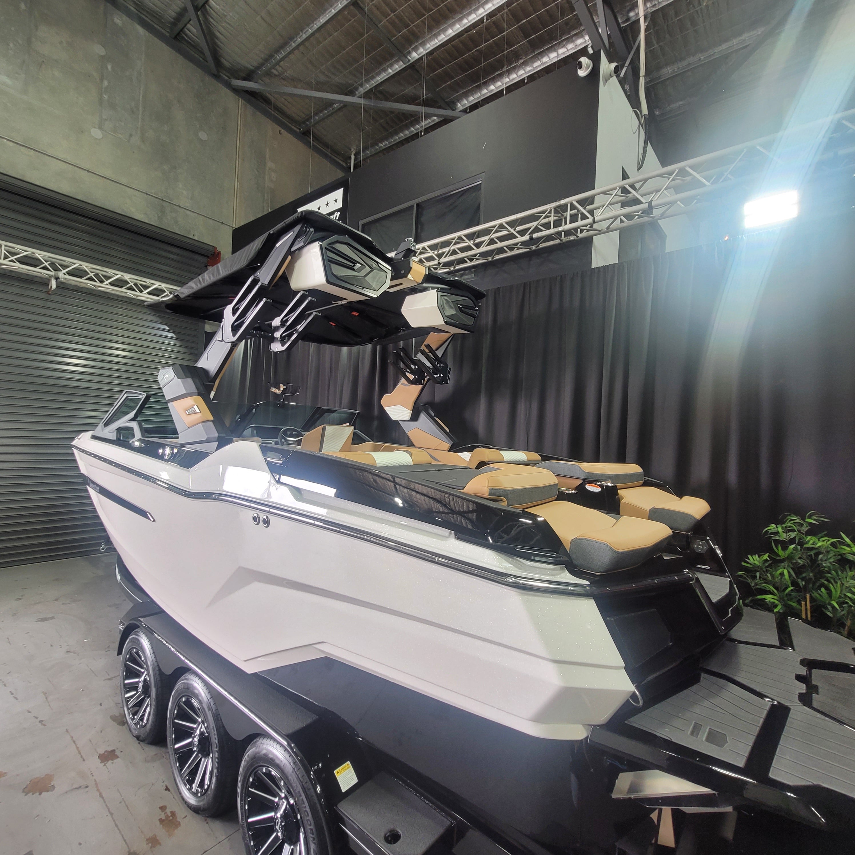 2027 MasterCraft X23