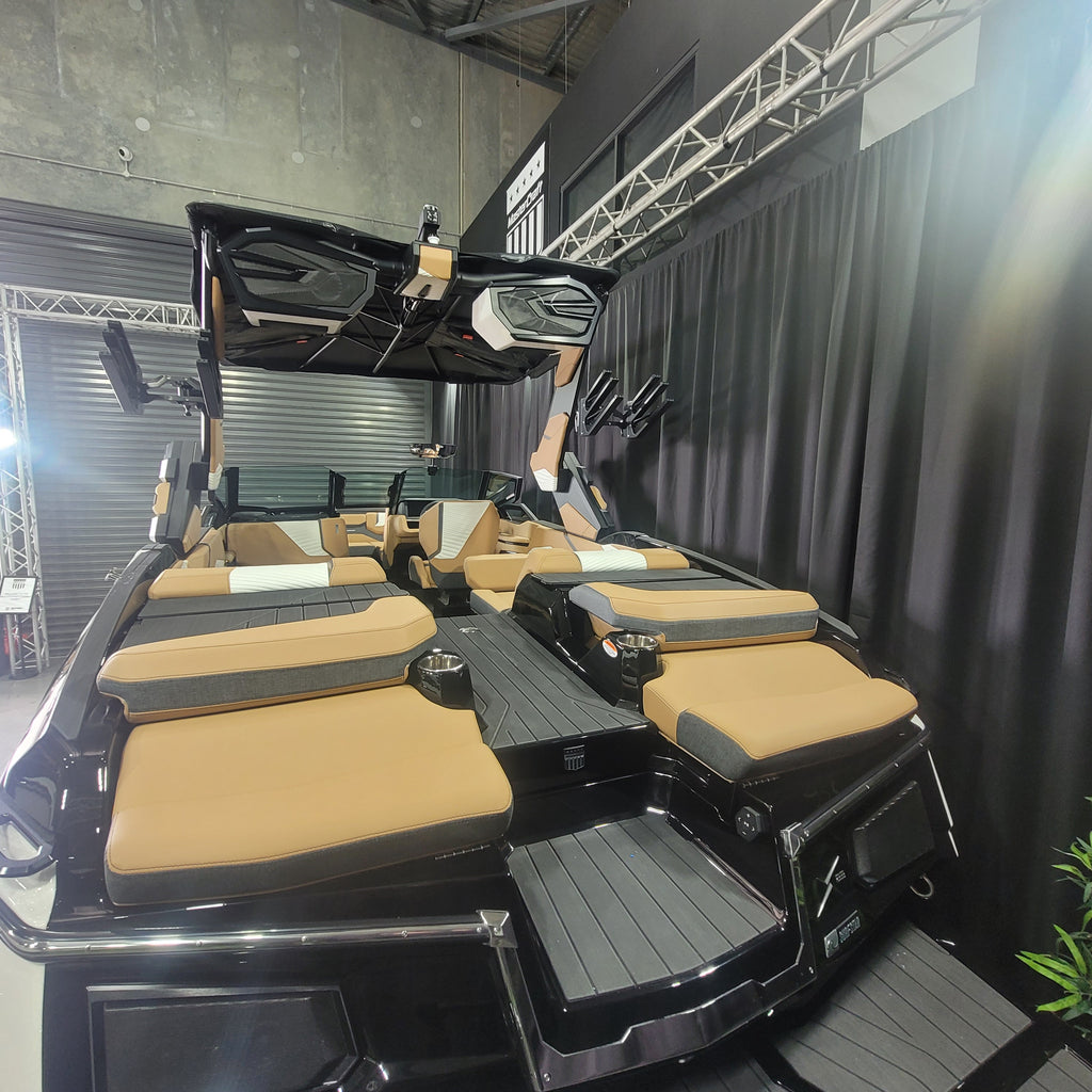 2027 MasterCraft X23
