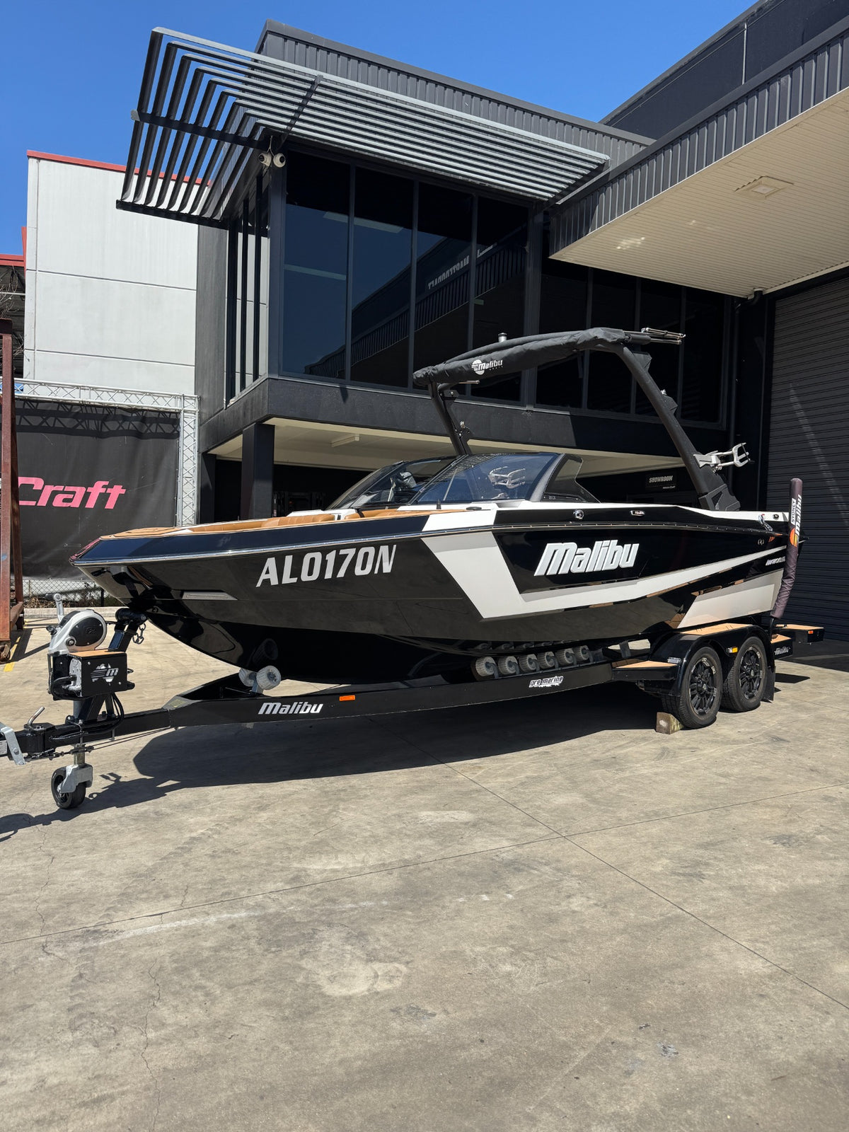 2021 Malibu 21LX — exterior profile