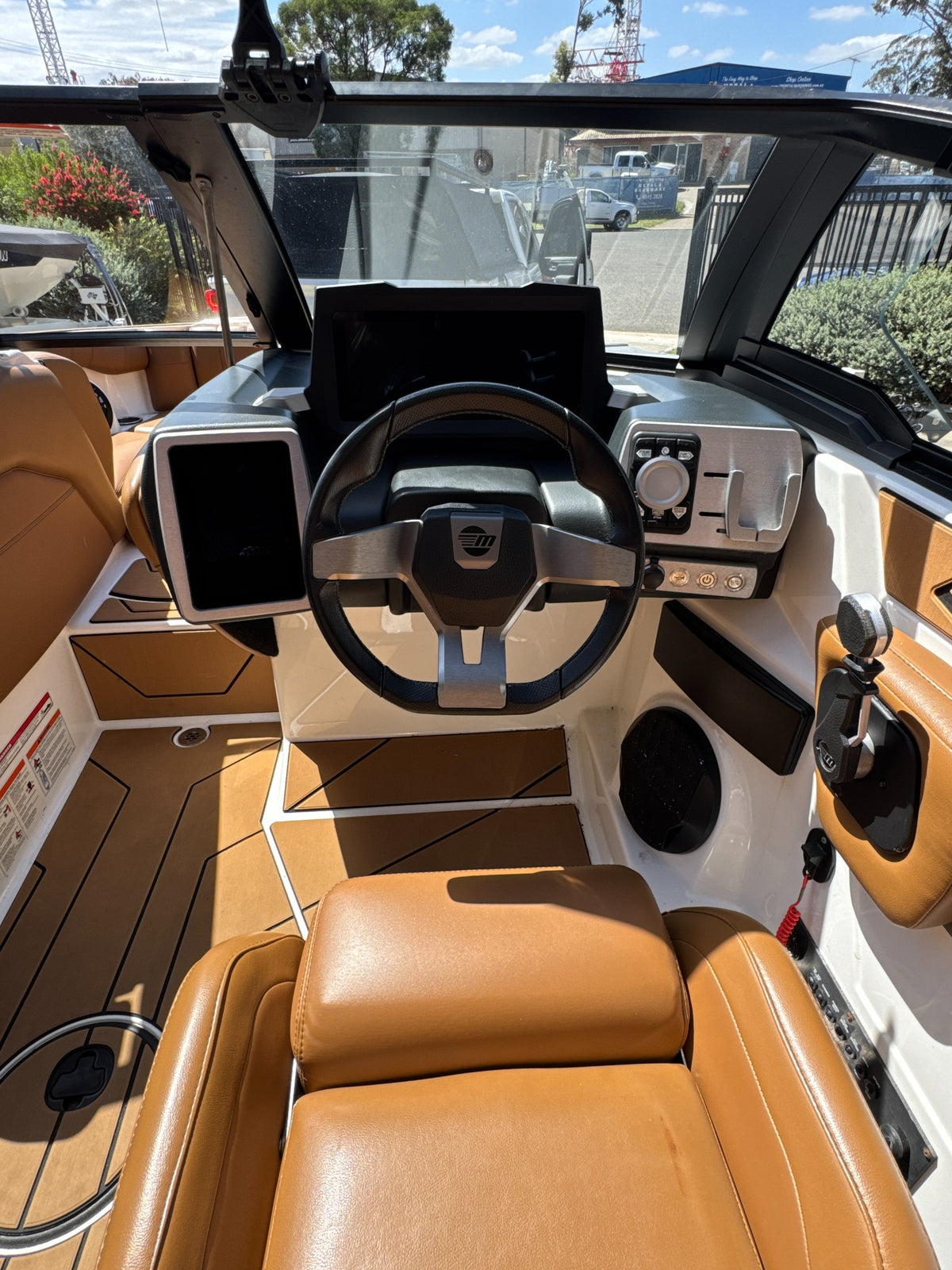 2021 Malibu 21LX — dashboard