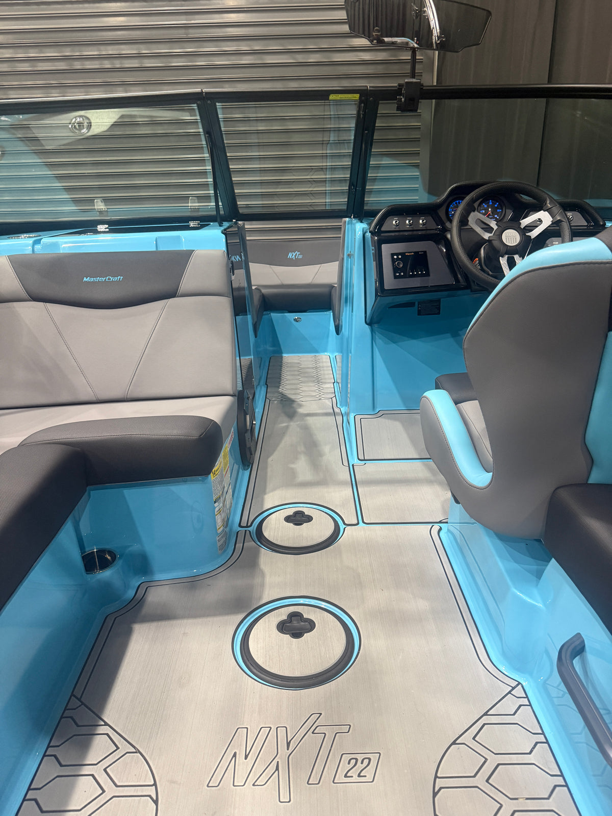 2022 MasterCraft NXT22 blue – photo 12