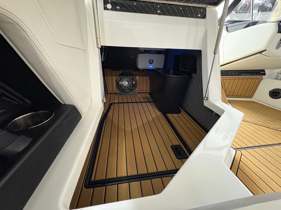 2023 Nautiqe G25 | Premium Pre-Owned