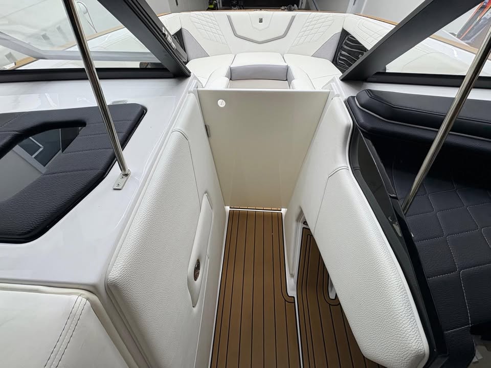 2023 Nautiqe G25 | Premium Pre-Owned