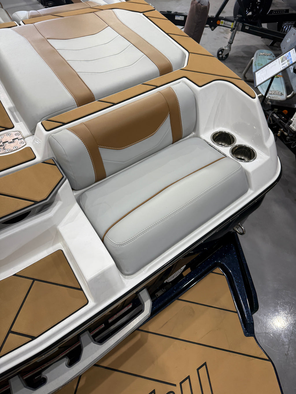 2024 Malibu Wakesetter 23 LSV | Premium Pre-Owned