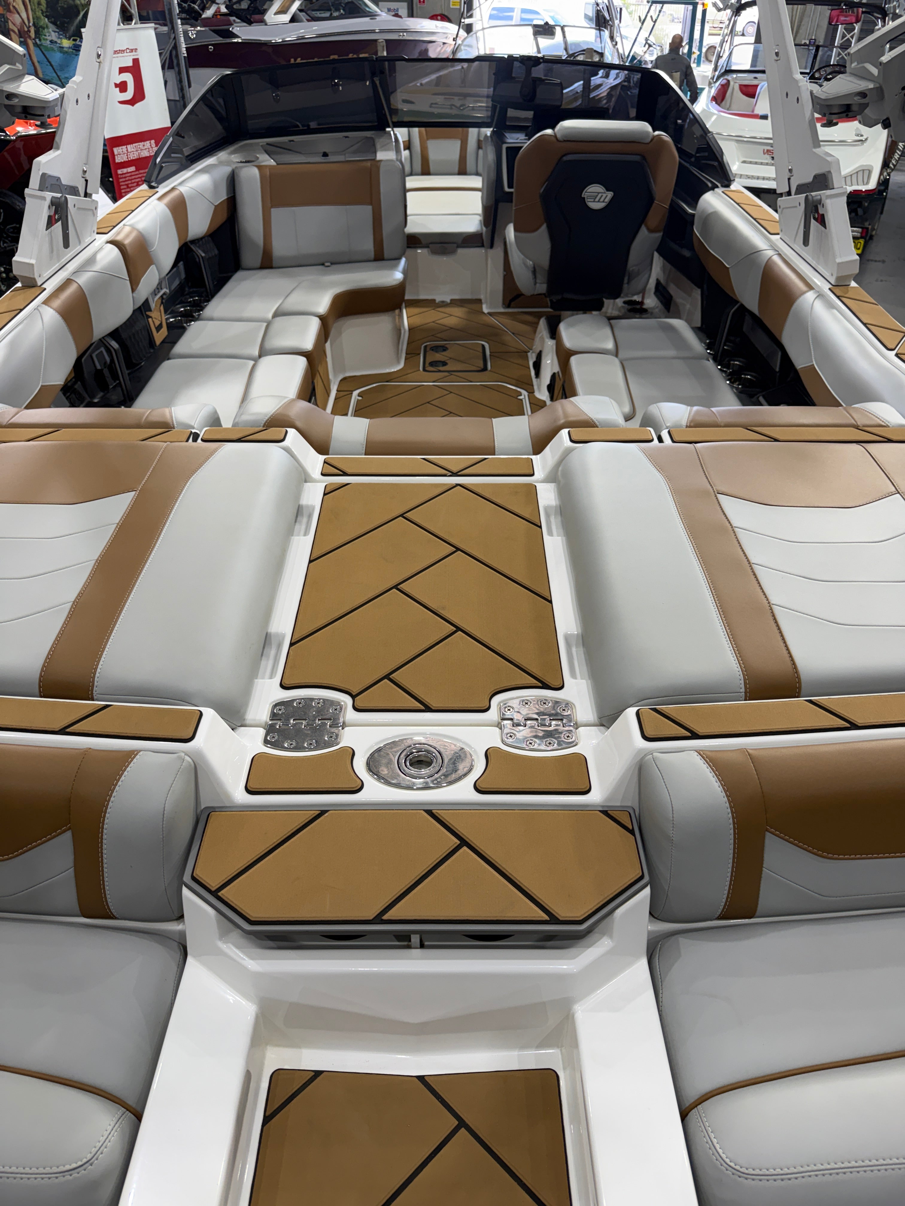 2024 Malibu Wakesetter 23 LSV | Premium Pre-Owned