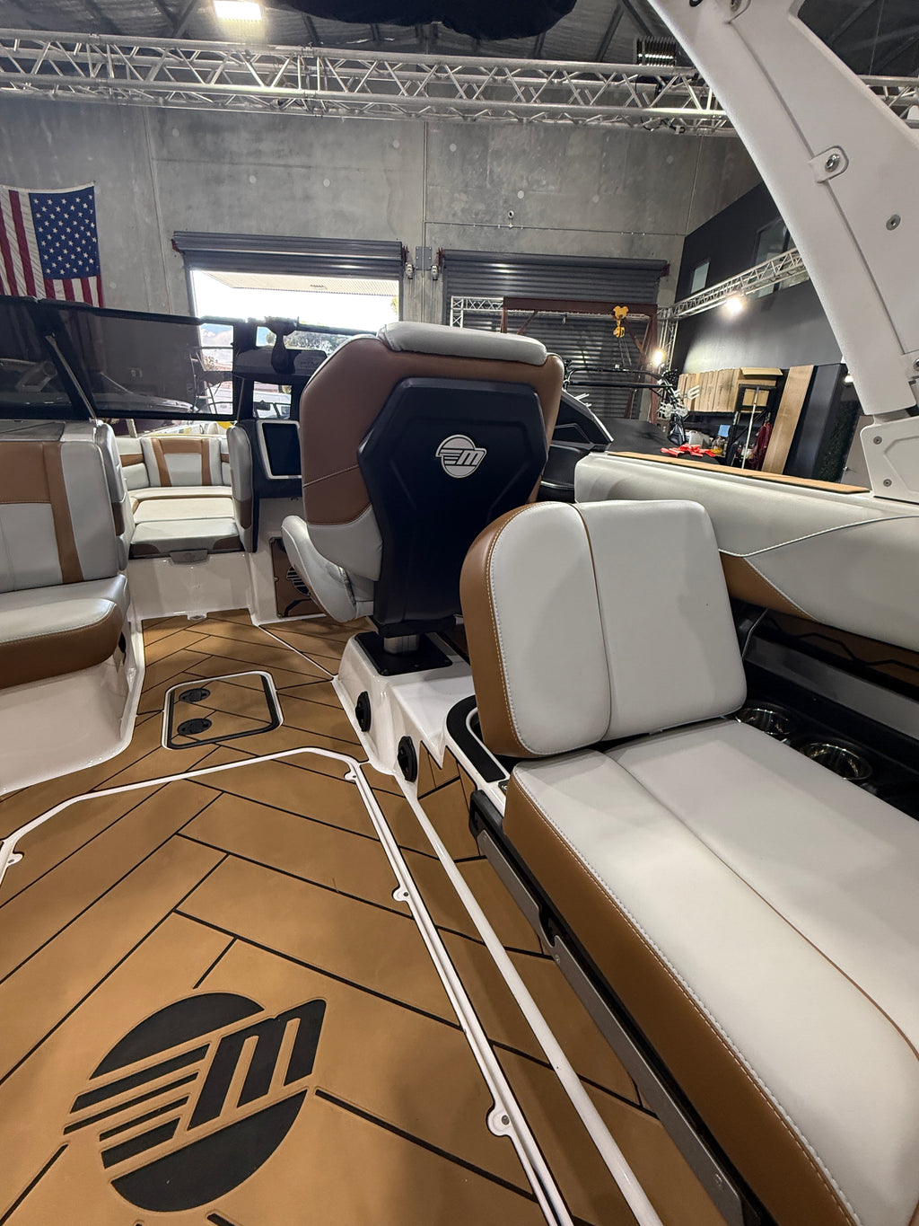 2024 Malibu Wakesetter 23 LSV | Premium Pre-Owned