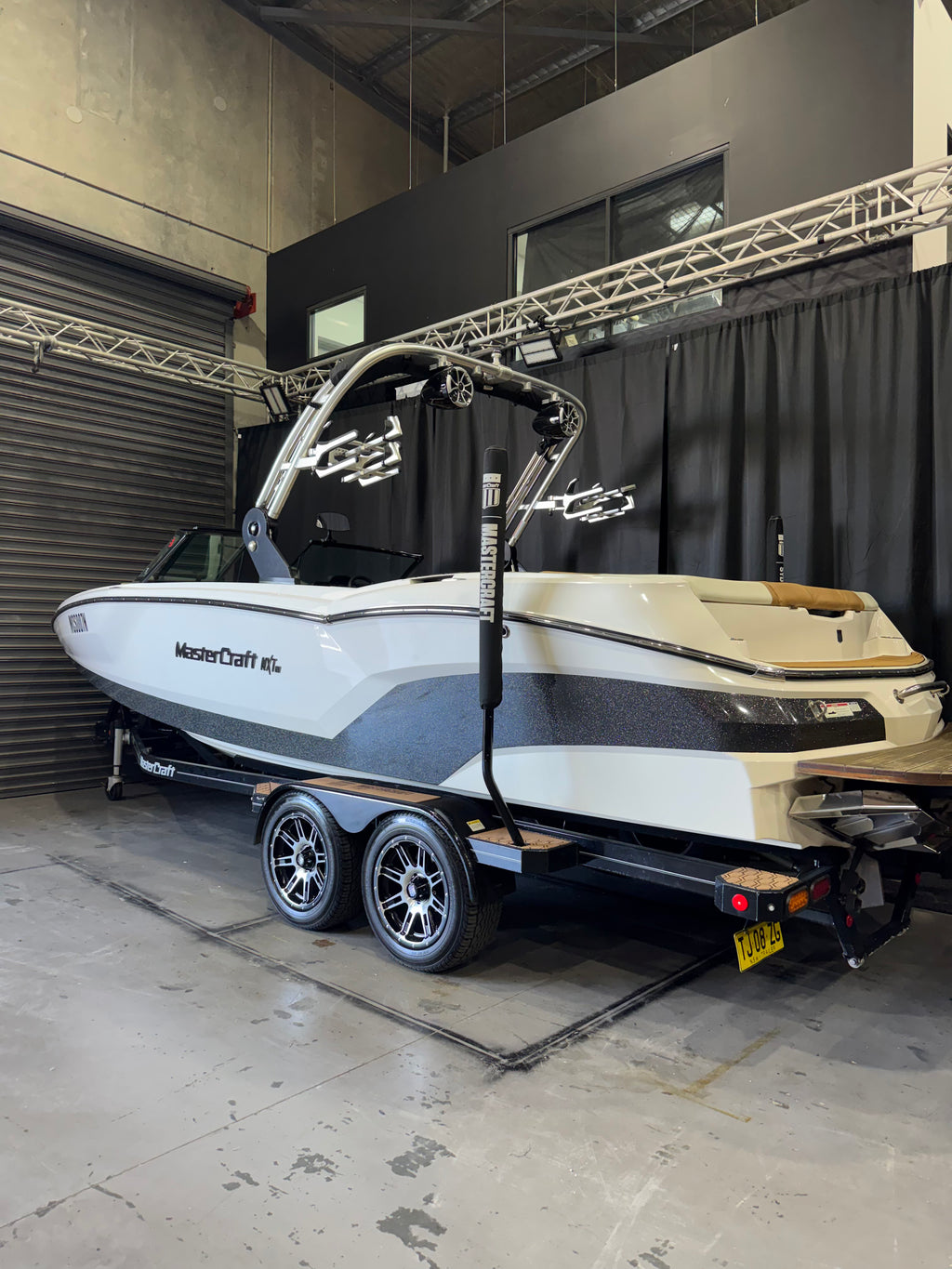 2021 MASTERCRAFT NXT24  | Premium Pre-Owned