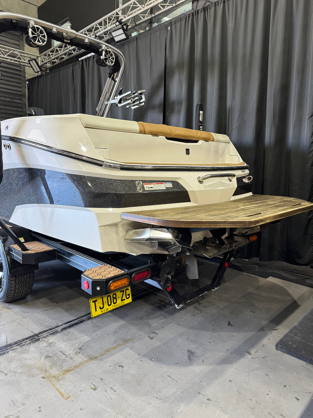 2021 MASTERCRAFT NXT24  | Premium Pre-Owned