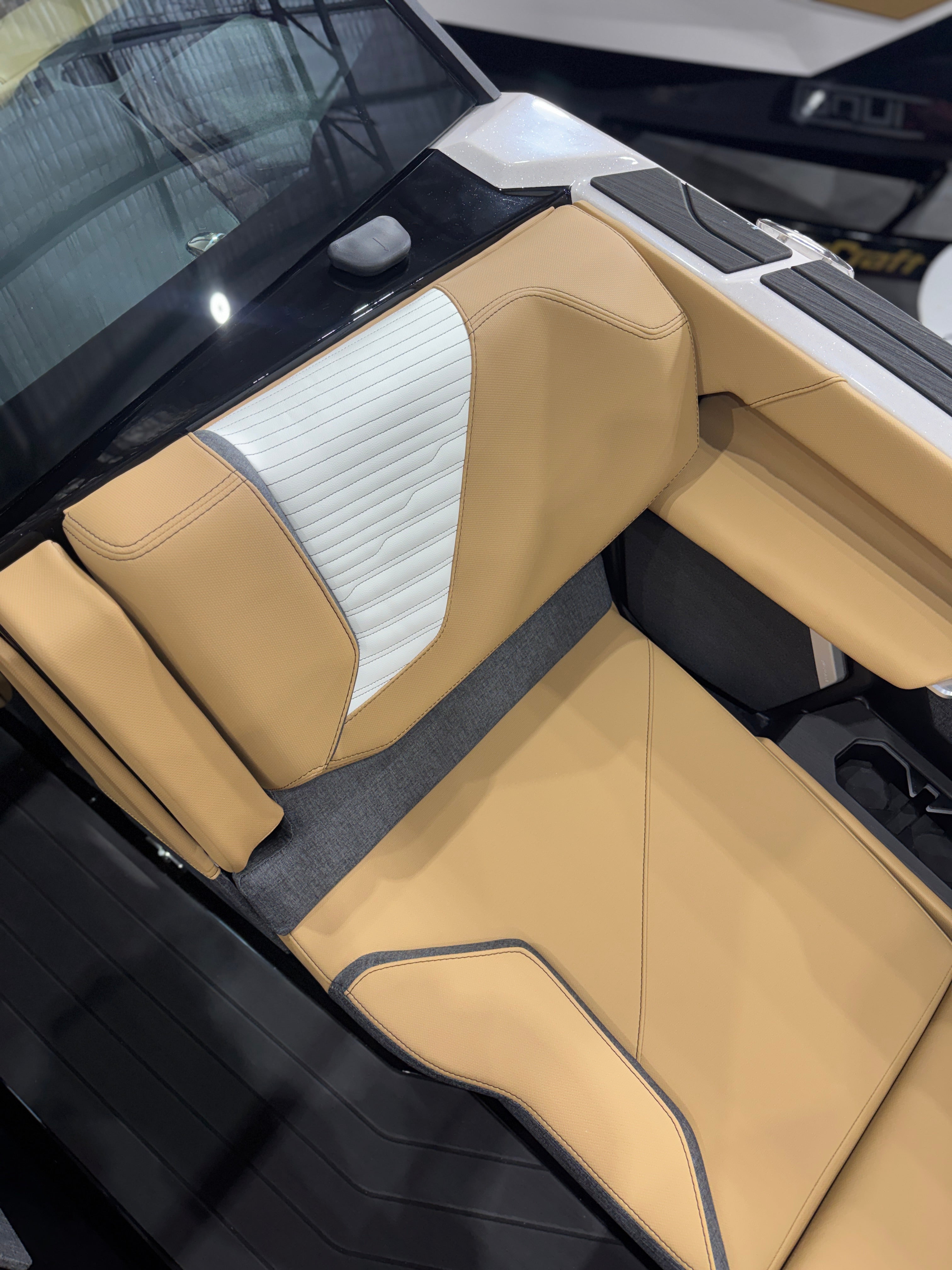 2027 MasterCraft X23