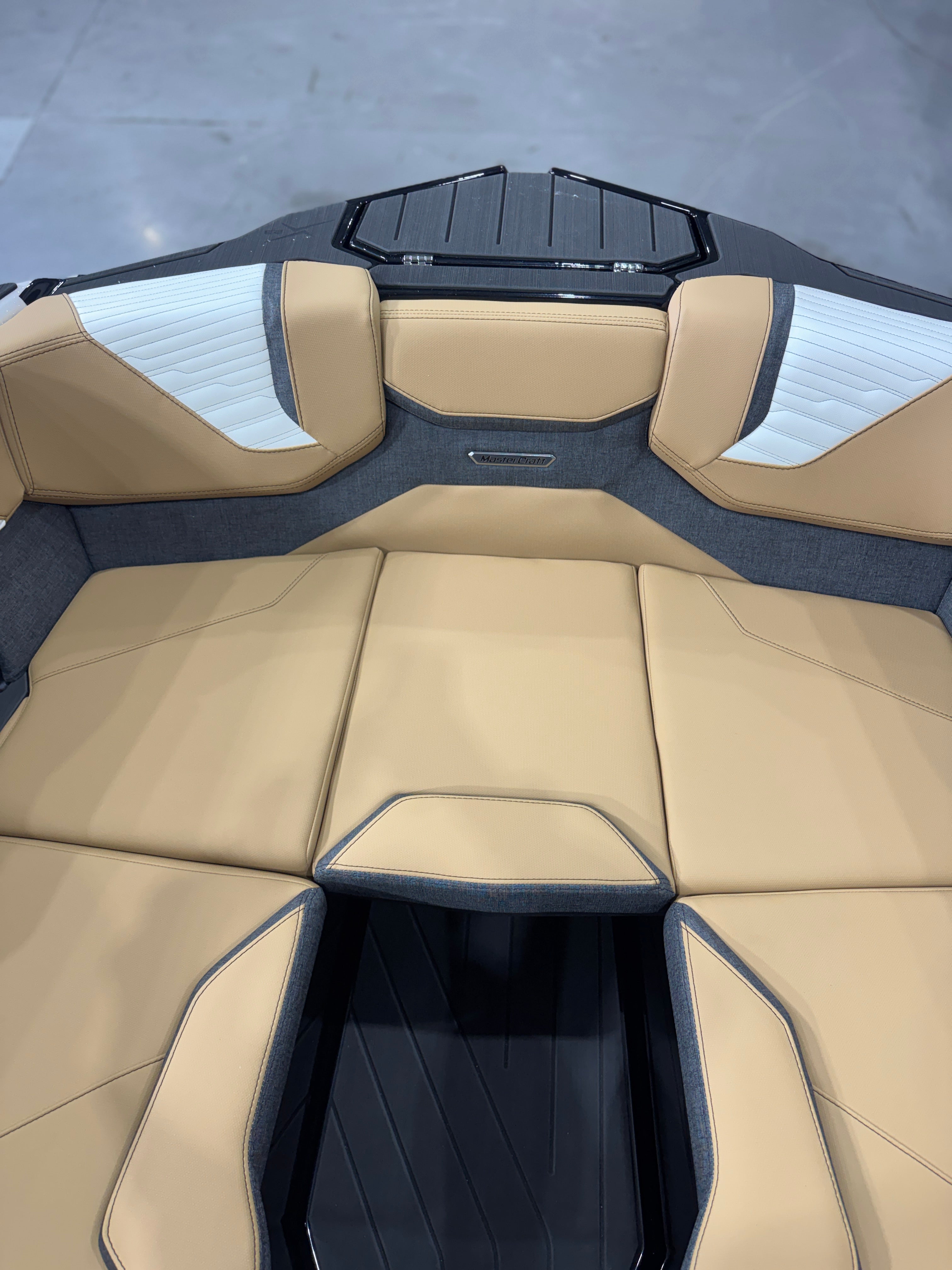 2027 MasterCraft X23