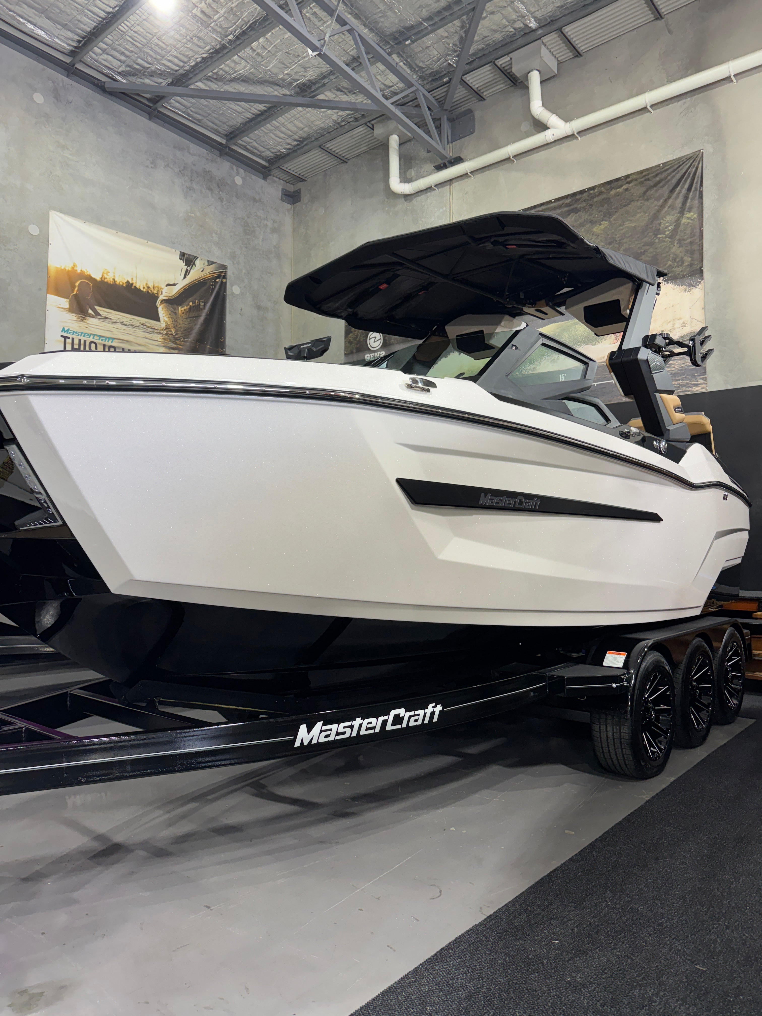 2027 MasterCraft X23