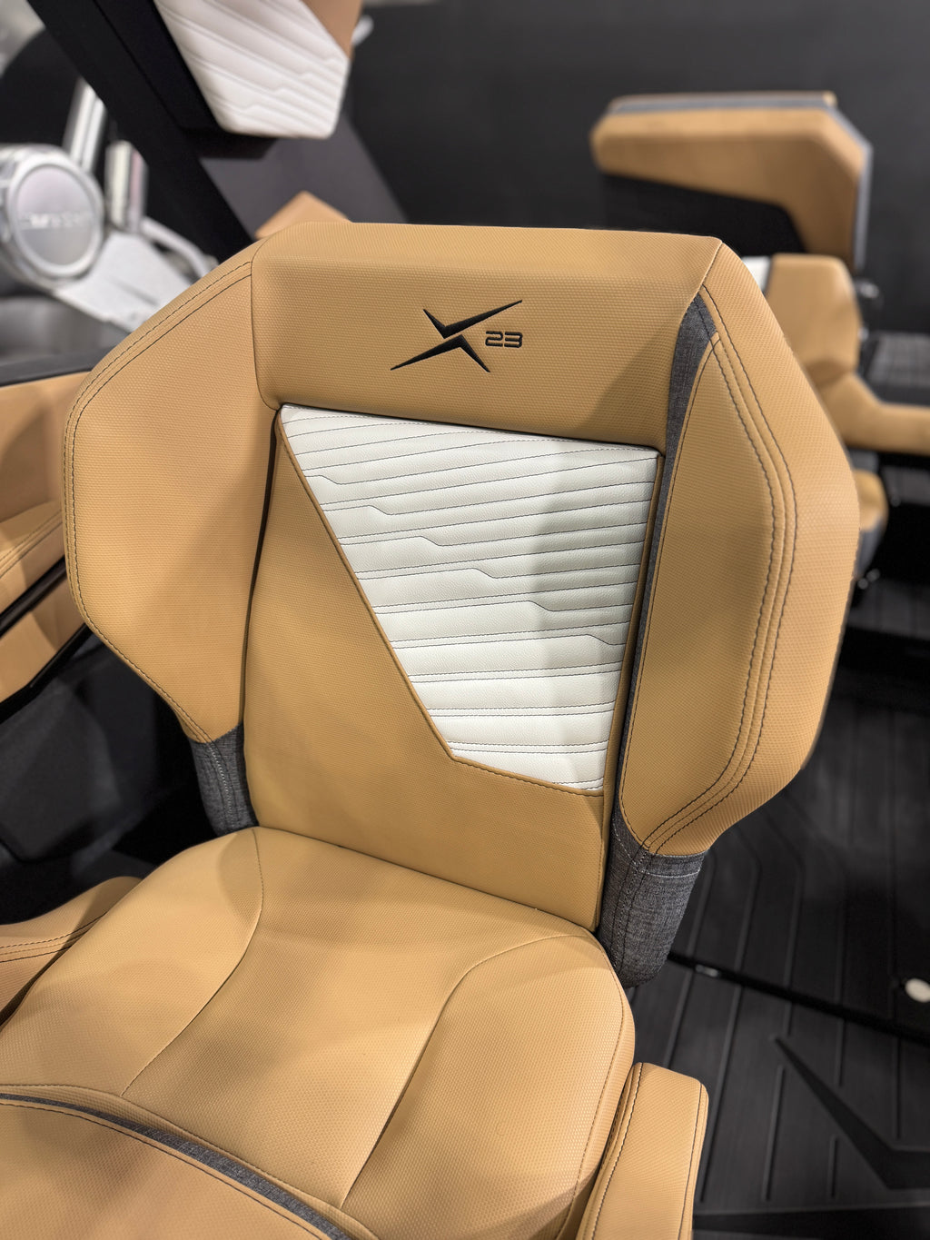 MasterCraft 2027 X23-21